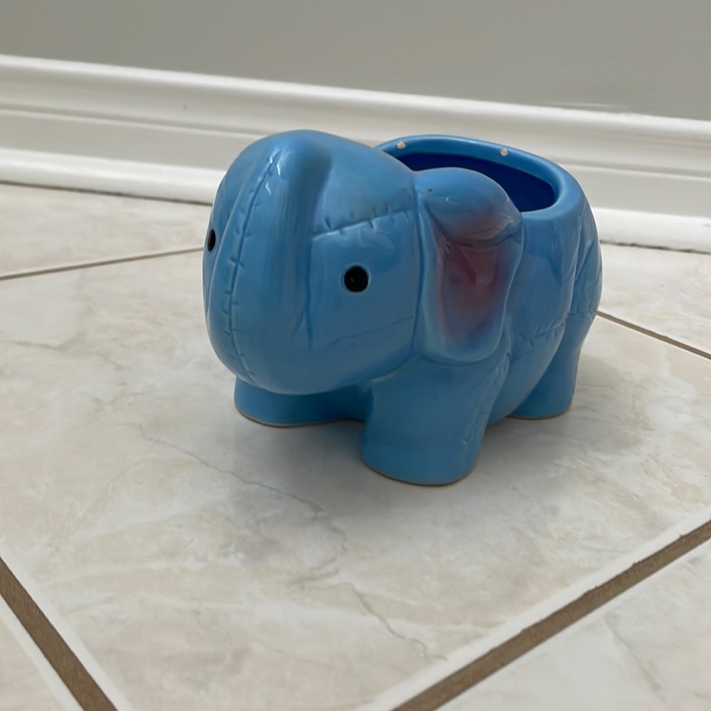 Vintage Ceramic elephant planter